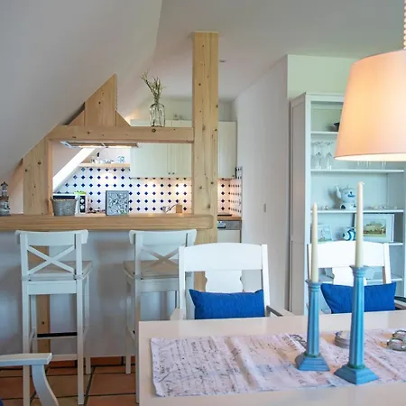 Lieschenhues Mit Schleiblick